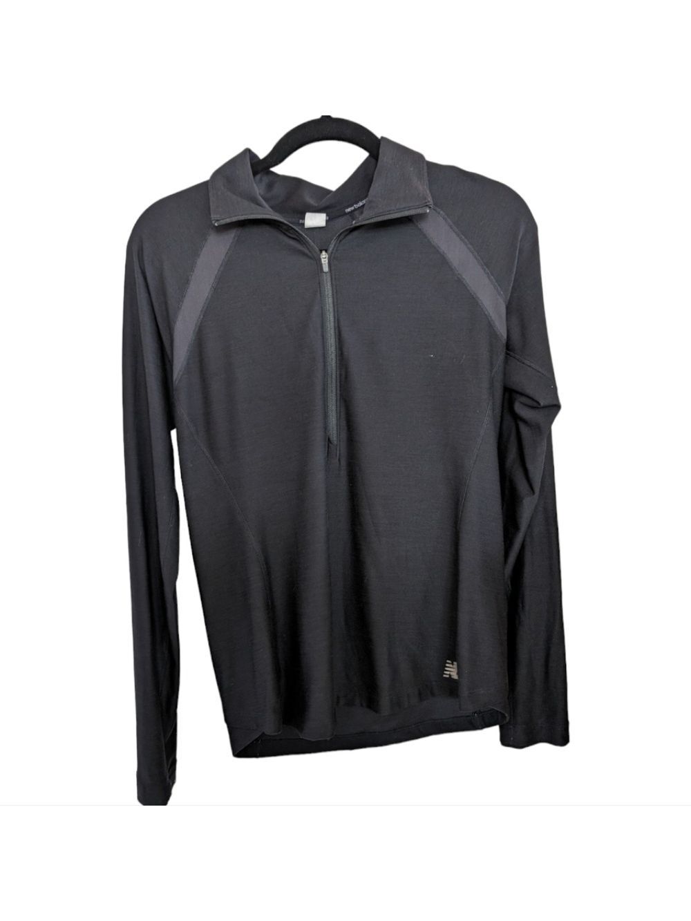 New Balance Black Mesh Insert Half Zip Performance Top Size Medium Minor Flaw